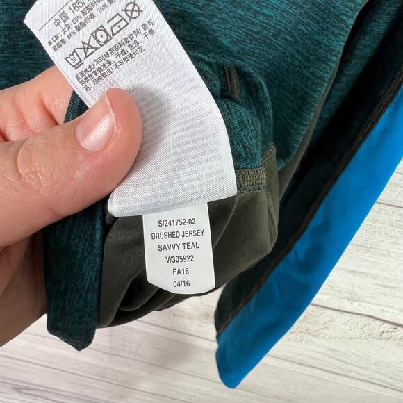 Gap Fit Men's Brushed Tech Jersey Savvy Teal Pullover Top Size XL - Picture 8 of 11